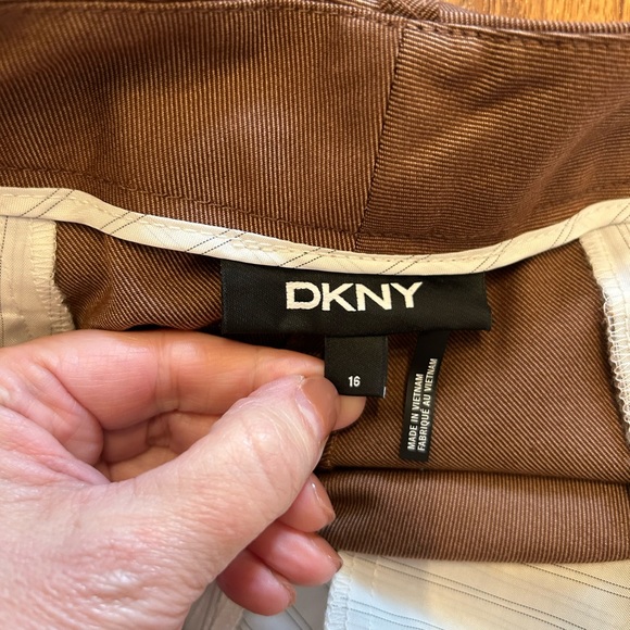 NEW DKNY Paint The Town Red Wide Leg Dress Pants Women’s SZ 16 in Toast - Picture 8 of 9